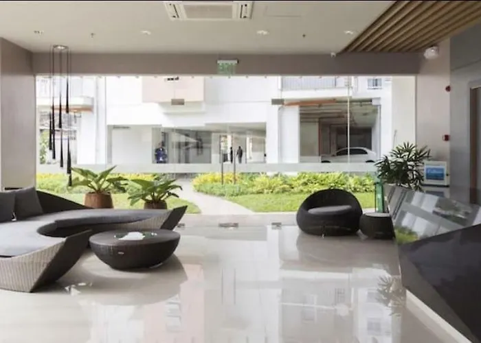 Mivesa Garden - : Wifi + Netflix Cebu